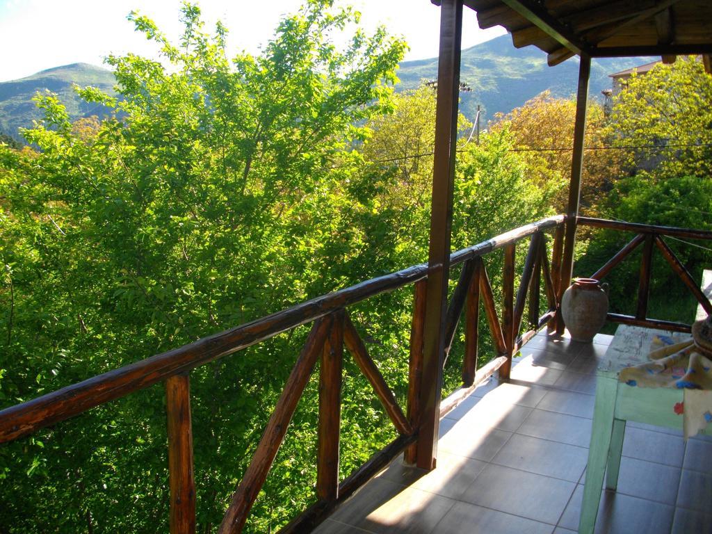 Hotel Ksenonas Chrusovitsi Khrisovítsion Esterno foto